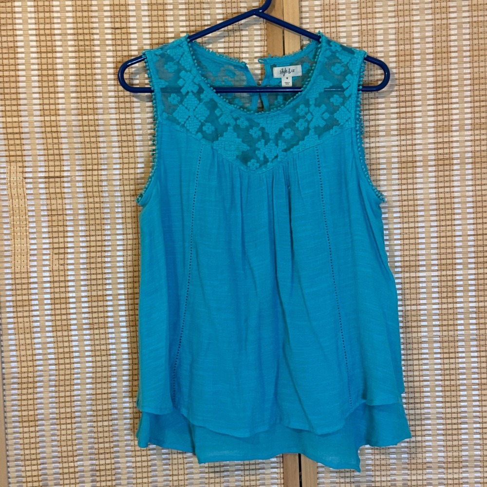 Style & Co Women Turquoise Blue Lace Yoke Sleeveless Blouse Pom Pom Trim Medium